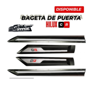 Molduras Laterales de Puerta Toyota Hilux Revo (2016-2023) - Estilo GR Sport (Body Cladding)