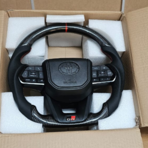 Volante deportivo con comandos multifunción